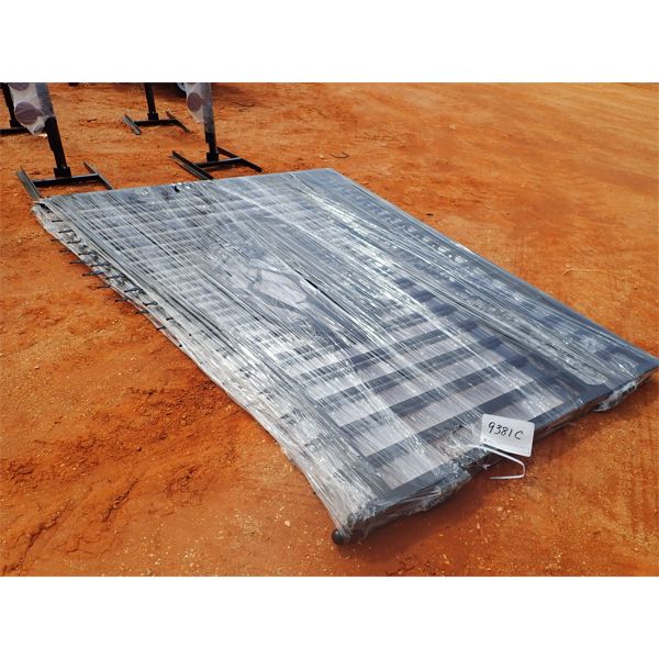 GREATBEAR  20' wrought iron gate w/deer scene