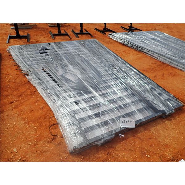 GREATBEAR  20' wrought iron gate w/deer scene