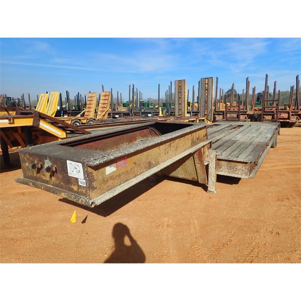 1979 ROAD SH1534S Lowboy Trailer