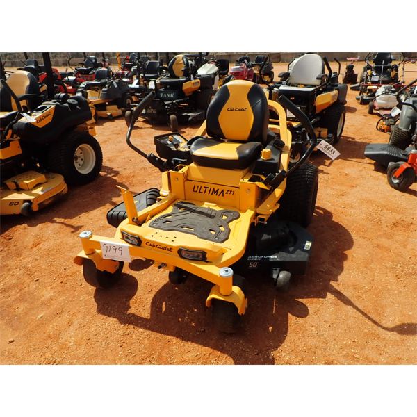 CUB CADET ULTIMA Z71 Lawn Mower