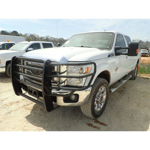 2014 FORD F250 LARIAT Pickup Truck