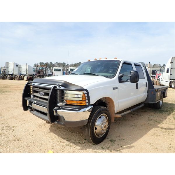 1999 FORD F550 Flatbed Truck