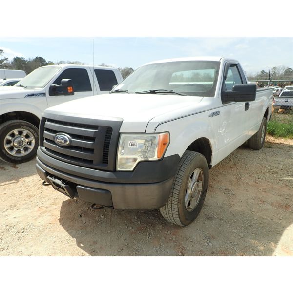 2011 FORD F150 XL Pickup Truck
