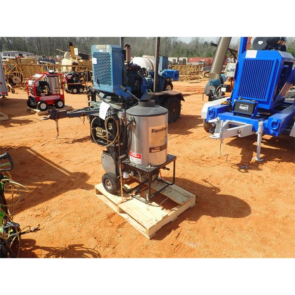 CLARK DELCO Pressure Washer