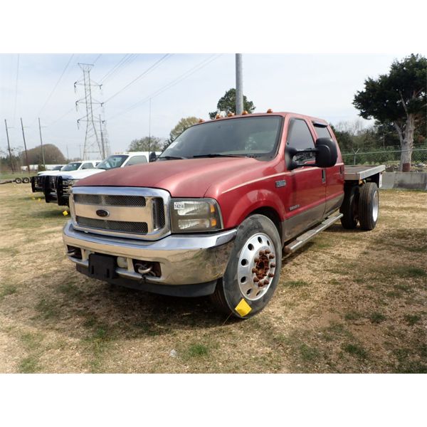 2002 FORD F350 Flatbed Truck