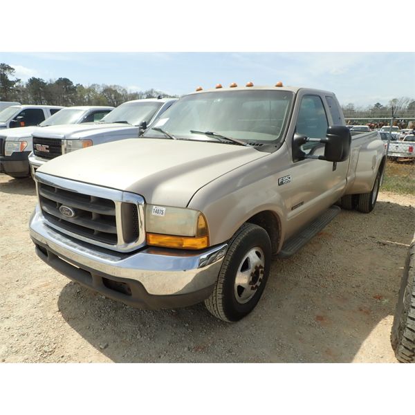 1999 FORD F350 Pickup Truck