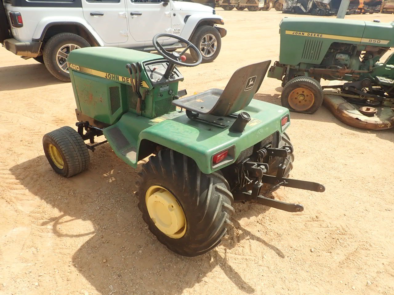 JOHN DEERE 420 Farm Tractor J.M. Wood Auction Company, Inc.