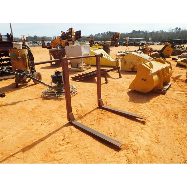 Fork attachment, fits bucket on backhoe