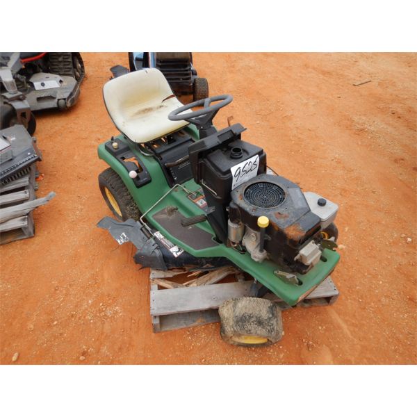 JOHN DEERE  38" deck