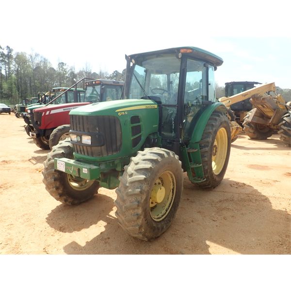 JOHN DEERE 6115D Farm Tractor