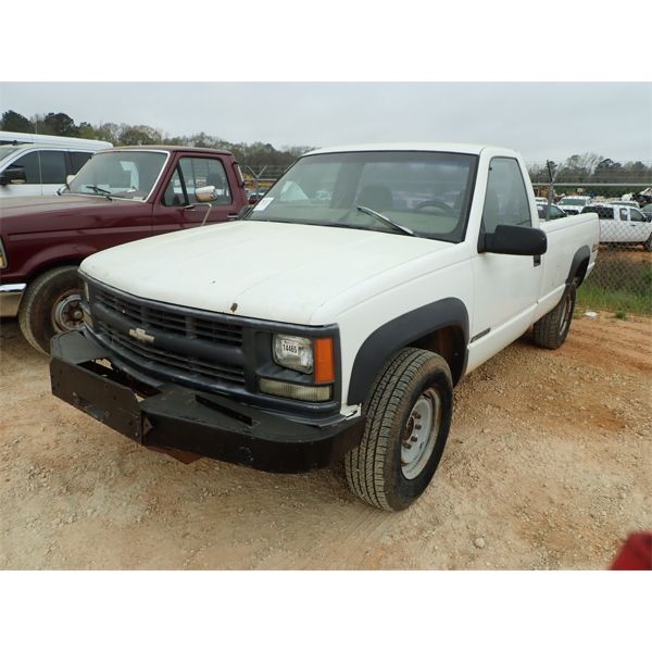 1998 CHEVROLET 2500 Pickup Truck