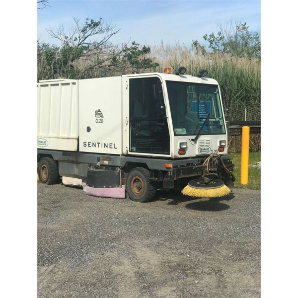 TENNANT SENTINEL Sweeper Truck