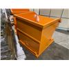 Image 2 : NEW ORANGE MANUAL DUMPING FORKLIFT DISPOSAL BIN