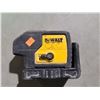 Image 2 : DEWALT DW083 3 BEAM LASER POINTER IN HARD CASE