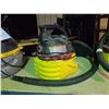 Image 2 : STINGER 2.5 GAL WET / DRY PORTABLE SHOP VACUUM