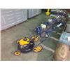 Image 2 : POULAN PRO 22" GAS POWERED LAWN MOWER