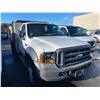 Image 2 : 2006 FORD F-450 POWERSTROKE, 2DR DUMP TRUCK, WHITE, VIN # 1FDXF46P16ED08603