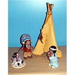 Teepee & 3 Figurines #1288910