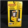 Image 2 : PACMAN CLASSIC HANDHELD ARCADE GAME