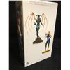 Image 2 : DC COLLECTIBLES COVER GIRLS BATWOMAN NUMBERED LIMITED EDITION STATUE