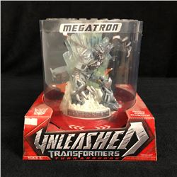 UNLEASHED TRANSFORMERS TURNAAROUNDS MEGATRON