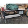 Image 1 : Work Table with Vise