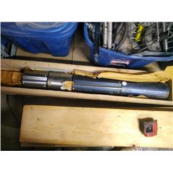 Couteaux pour planeur, jamais utilisés, lames droites interchangeables. Bore 40mm. Les petits sont e