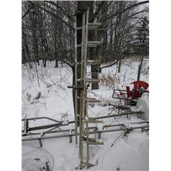 5 montants pour rack à métal ou autre. Environ 93po de haut.
