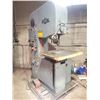 Image 2 : BandSaw 550V with hydraulic feeder, Blade Welder, variable speed, Table 27" x 34" to cut 14" x 24"