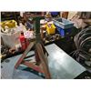 Image 1 : Tripod tool stand