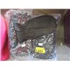 Image 1 : 2 Bundles of Leather Mitts - Men's Medium