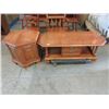 Image 1 : 2 Piece Colonial Maple Coffee Table Set