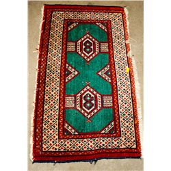 36" X 22" PERSIAN PRAYER RUG- GREEN/ RED & BEIGE