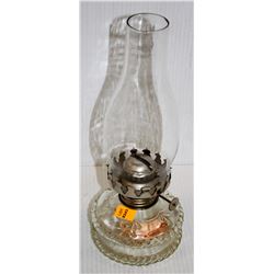 ANTIQUE MEDIUM CLEAR GLASS W/ ORNATE BOTTOM OIL