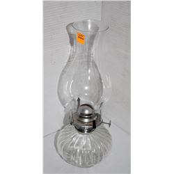 ANTIQUE CLEAR GLASS OIL LAMP