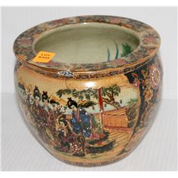 COLLECTIBLE SATSUMA ASIAN VASE- MADE IN CHINA