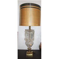 LARGE MID CENTURY MODERN CRYSTAL TABLE TOP LAMP