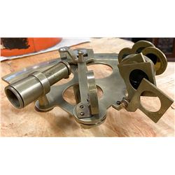 BRASS SEXTON LONGITUDE & LATITUDE FINDER