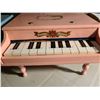 Image 2 : Toy Grand Pianos Cat A