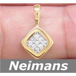 Neimans .25 ct Diamond Pendant 14kt Gold USGL Certified