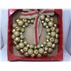 Image 1 : 18in Jingle Bell Wreath with Bow