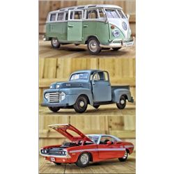 Collection 100% original metal retro cars.