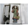 Image 2 : 3 BOXES OF MISC. FIGURINES, SHELLS, VASE, ETC.