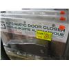 Image 1 : 3 AUTOMATIC DOOR CLOSERS