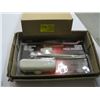 Image 1 : 2 NEW DOOR CLOSERS