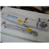 Image 1 : STAINLESS HANDLE, NEW SHOWER HEAD, MOEN 18" TOWEL BAR