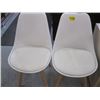Image 1 : 2 WHITE CHAIRS
