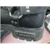 Image 2 : PAIR OF HARLEY DAVIDSON SIZE 8 1/2 BOOTS