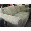 Image 2 : LOVESEAT/SOFA WITH ASST. PILLOWS