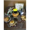 Image 1 : LOT OF MISC. FIGURINES, VASE, ETC.